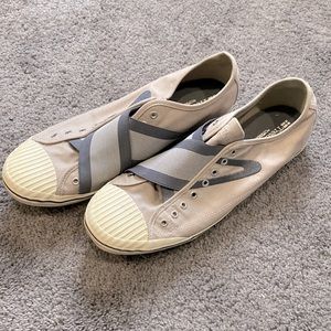 Like new Tretorn Slip On Sneakers!